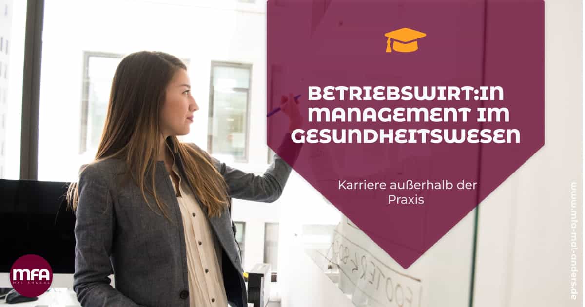 Studium Betriebswirtin für Management im Gesundheitswesen - Betriebswirtin steht vor Flipchart